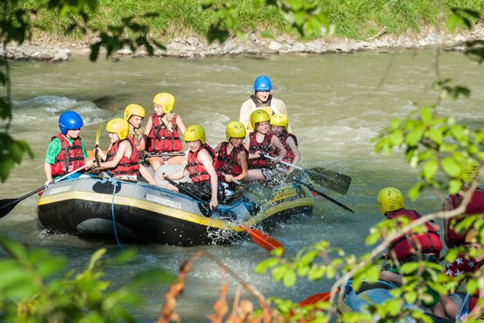 Raft Family 2 – Bild 3